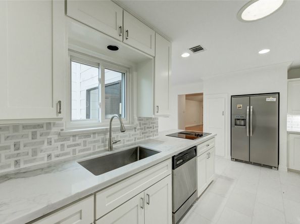 310 E Fair Harbor Lane, Houston TX 77079