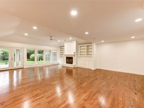 310 E Fair Harbor Lane, Houston TX 77079