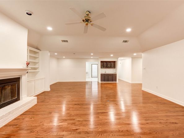 310 E Fair Harbor Lane, Houston TX 77079