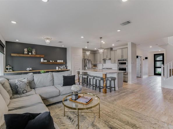 109 Kyndals Meadow CV, Georgetown TX 78628