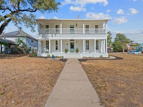 810 E 13th ST, Austin TX 78702