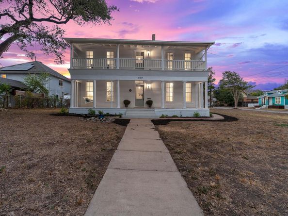 810 E 13th ST, Austin TX 78702