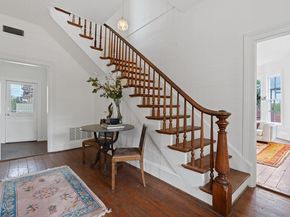 810 E 13th ST, Austin TX 78702