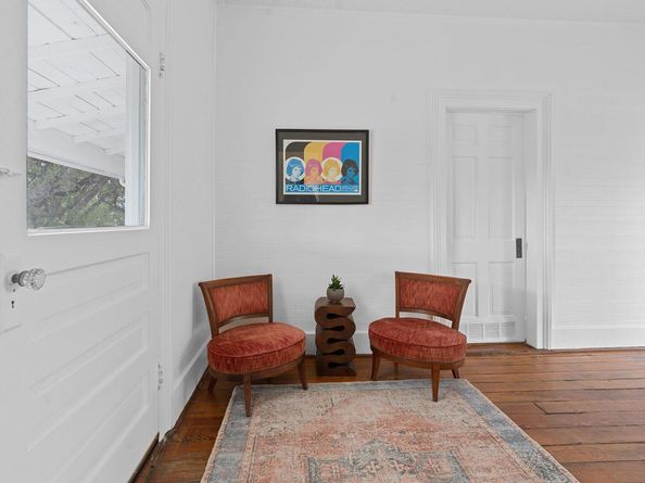 810 E 13th ST, Austin TX 78702