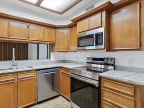 502 Grace LN, Austin TX 78746