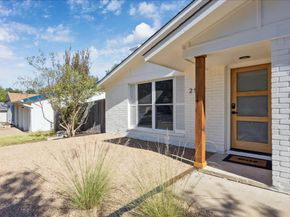 2512 Burly Oak DR, Austin TX 78745