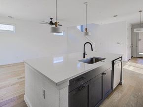 6203 Langham ST 1, Austin TX 78741