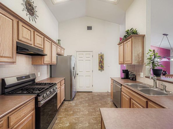 9209 Meyrick Park TRL, Austin TX 78717