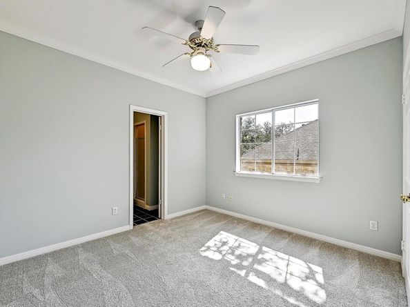 106 Los Altos DR, Lakeway TX 78734
