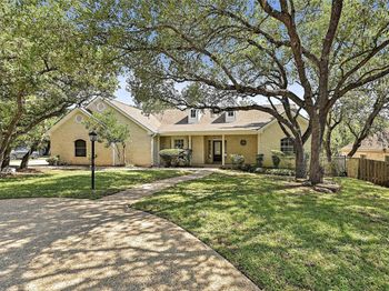 106 Los Altos DR