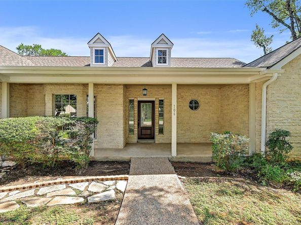106 Los Altos DR, Lakeway TX 78734