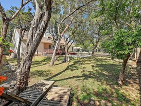 106 Los Altos DR, Lakeway TX 78734