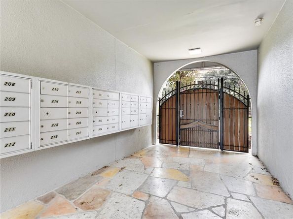 3110 Red River ST C402, Austin TX 78705