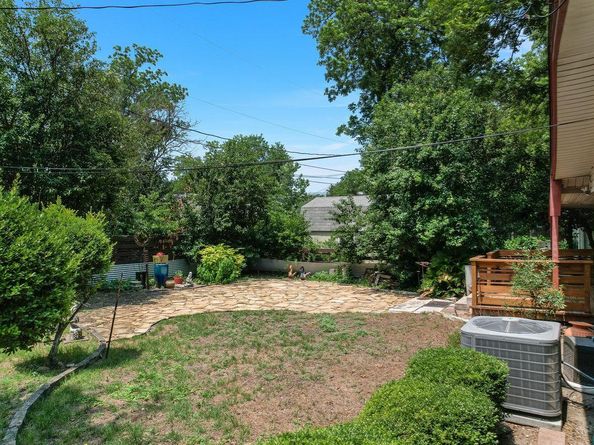 1009 Alegria RD, Austin TX 78757