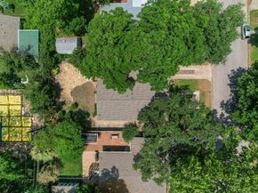 1009 Alegria RD, Austin TX 78757