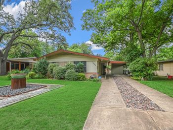 1009 Alegria RD
