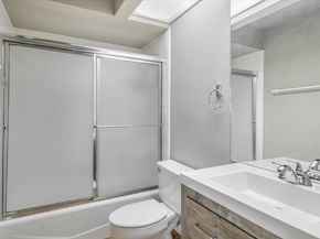 8200 Neely DR 229, Austin TX 78759