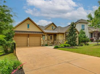 207 Vista Village CV