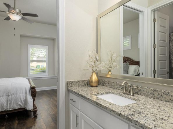 207 Vista Village CV, Lakeway TX 78738