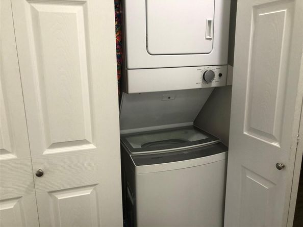 6409 Burns ST 306, Austin TX 78752