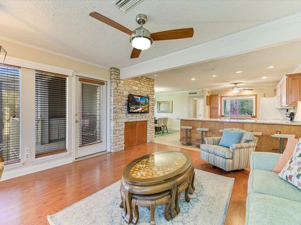 110 World Of Tennis SQ 110, Lakeway TX 78734