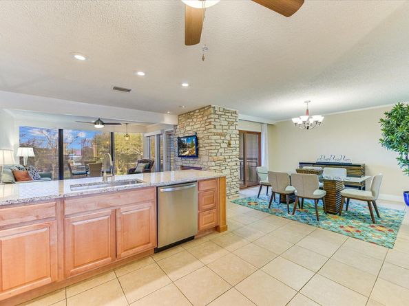 110 World Of Tennis SQ 110, Lakeway TX 78734