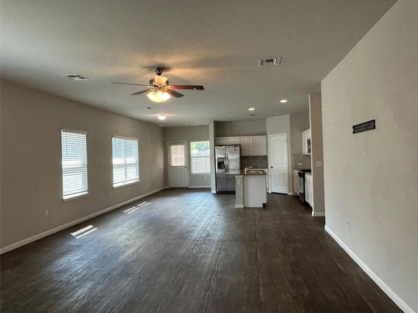 3501 Blazeby DR, Austin TX 78754