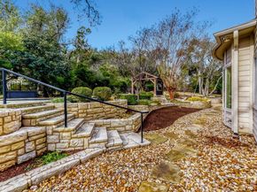 18 Ehrlich RD, Austin TX 78746