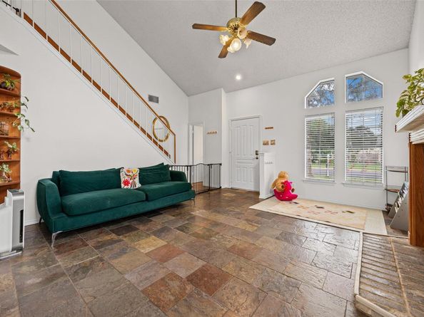 4605 Molera DR, Austin TX 78749