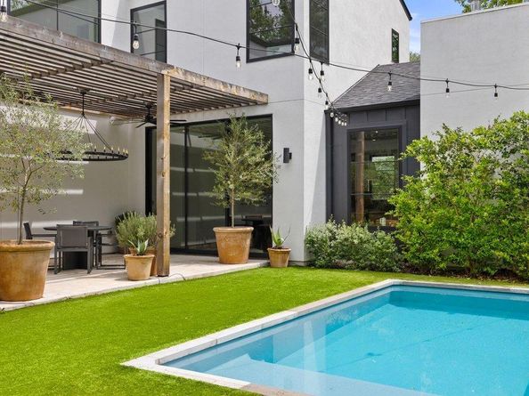 907 Karen Ave, Austin TX 78757