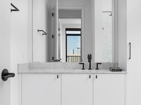 800 Embassy DR 605, Austin TX 78702