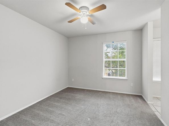 3925 Newland DR, Round Rock TX 78681