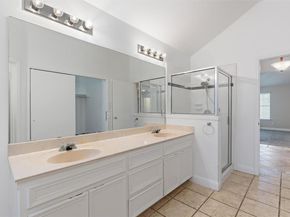 3925 Newland DR, Round Rock TX 78681