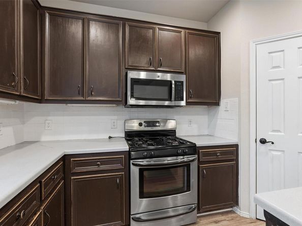 3925 Newland DR, Round Rock TX 78681