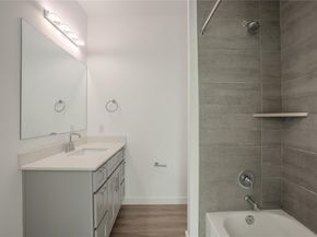 12500 Lamppost LN 16, Austin TX 78727