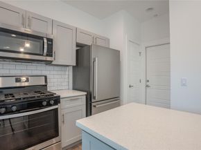 12500 Lamppost LN 16, Austin TX 78727