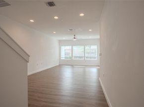 12500 Lamppost LN 16, Austin TX 78727