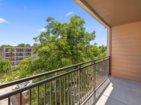 1900 Barton Springs RD 5009, Austin TX 78704