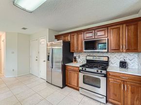 12711 Possum Hollow DR, Austin TX 78729