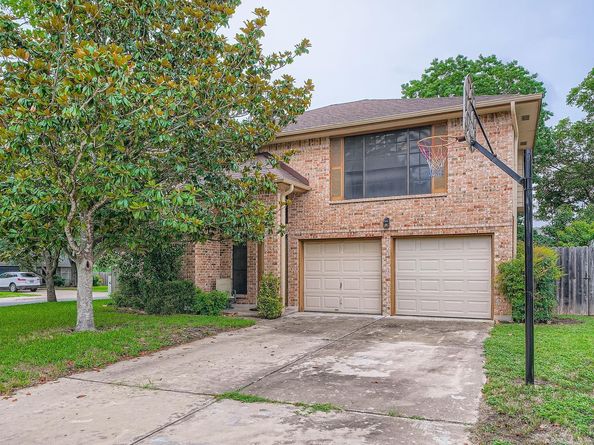 12711 Possum Hollow DR, Austin TX 78729