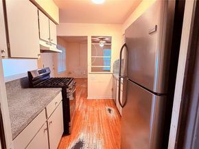 8404 Maine DR, Austin TX 78758