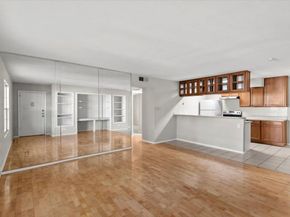 910 Duncan LN 57, Austin TX 78705