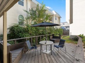 910 Duncan LN 57, Austin TX 78705