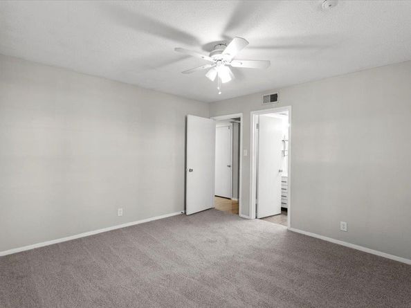 910 Duncan LN 57, Austin TX 78705