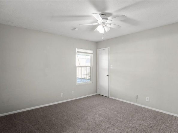 910 Duncan LN 57, Austin TX 78705