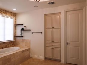 7228 Oak Shores DR, Austin TX 78730