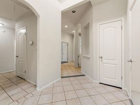 406 Bellaire Oaks DR, Pflugerville TX 78660