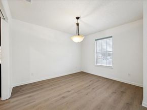 10512 Walnut Bend DR, Austin TX 78753