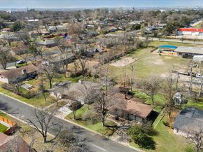 10512 Walnut Bend DR, Austin TX 78753