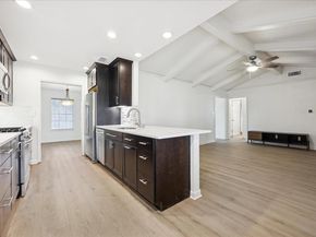 10512 Walnut Bend DR, Austin TX 78753